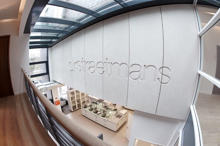Dr Straetmans acquired by Evonik
