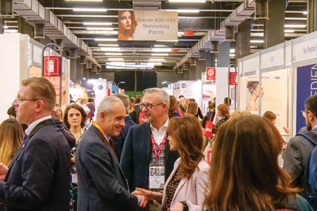 Milan show thrives