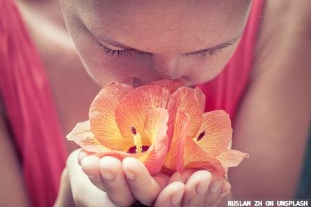 Local fragrance solutions during a global crisis